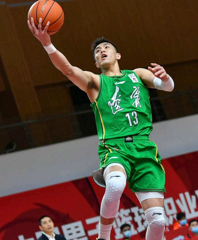 云体育入口赛地聚焦——意大利杯赛前热度飙升；深圳男篮官宣签约；引发热议；赛季目标并未改变的简单介绍