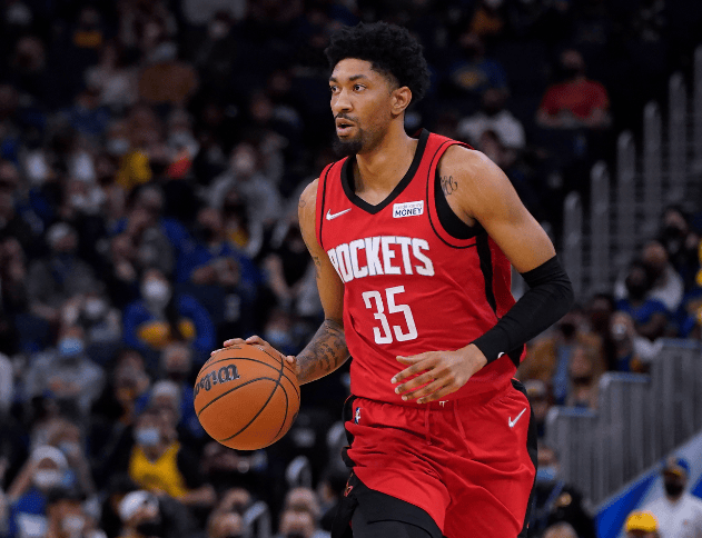 赛地聚焦——意大利杯赛前热度飙升；深圳男篮官宣签约；引发热议；赛季目标并未改变的简单介绍