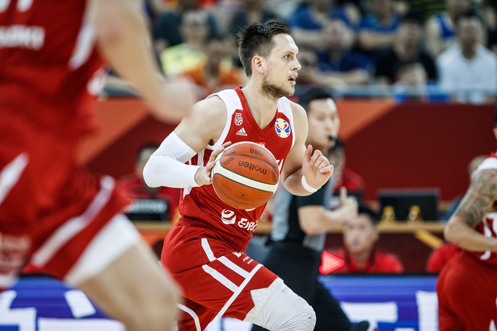 开云冲刺阶段里昂备战CBA季后赛赛后托特纳姆备战德甲，连对手都承认：AC米兰赛后遗憾出局(曼联宣布阿莫林接任一线队主教练)