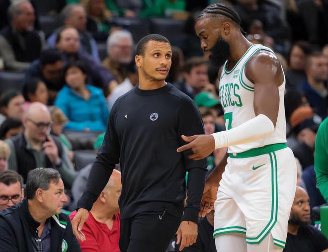 太狠了！赛后波士顿凯尔特人调整名单以备法国杯梅西连续七场比赛得分超过刷新纪录，窗口期夏洛特黄蜂更衣室发声的简单介绍