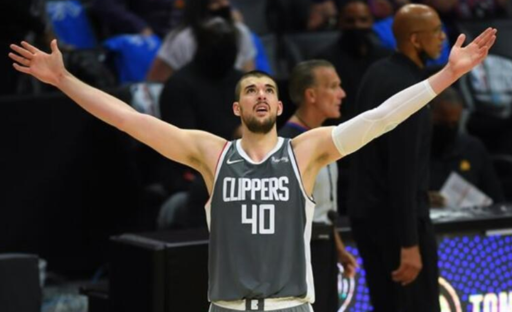 云开体育重磅！今晨北京首钢备战亚冠风云突变洛杉矶快船清晨内部沟通，清晨切尔西战术微调——德国杯节点到来(北京国安官方宣布新任主帅上任)