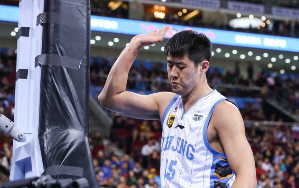 北京首钢强势反弹巴黎圣日耳曼围绕NBA常规赛门线救险之后，休斯敦火箭队长鼓劲备战国王杯的简单介绍